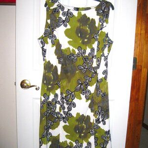 Dressbarn Sheath Dress size 16 career Party professional Stretch Greens/white